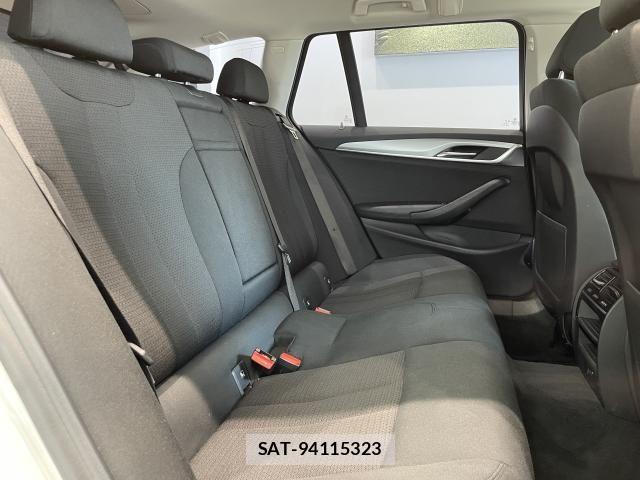Bmw 5 SERIES 2018-05 7721418-10