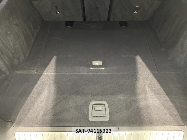 Bmw 5 SERIES 2018-05 7721418-14