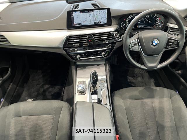 Bmw 5 SERIES 2018-05 7721418-1