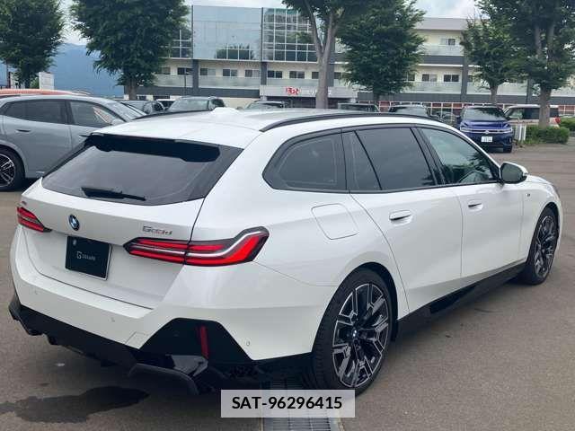 Bmw 5 SERIES 2025-03 7721414-3