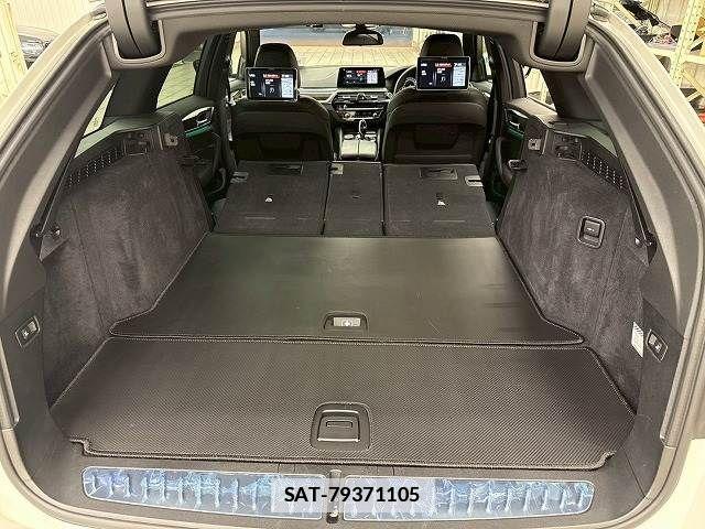Bmw 5 SERIES 2018-12 7721413-10