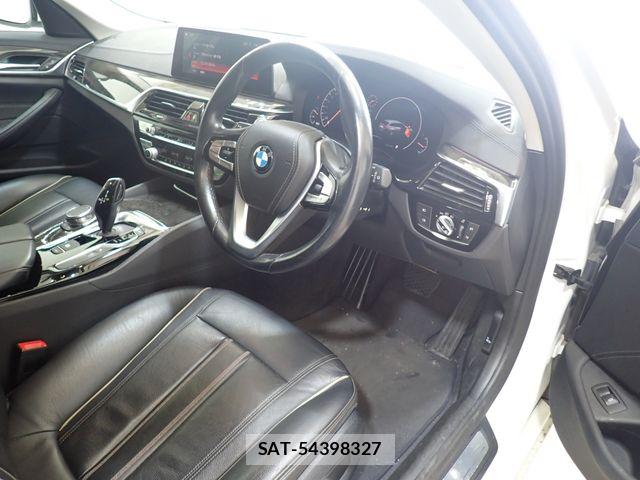 Bmw 5 SERIES 2019-06 7782947-1