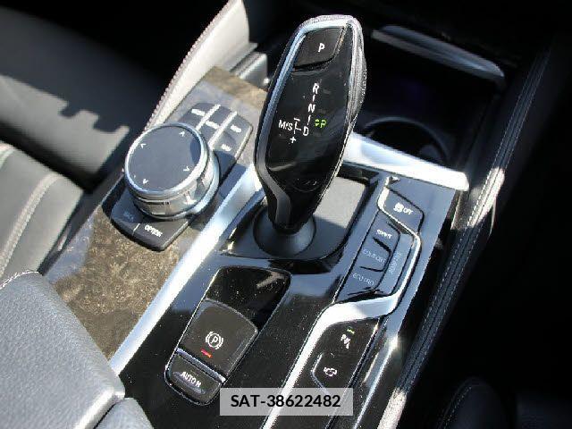 Bmw 5 SERIES 2021-06 7978634-15