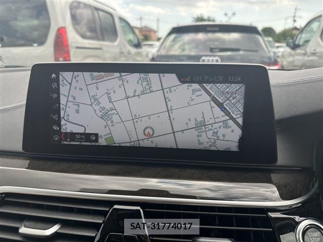 Bmw 5 SERIES 2017-08 7978635-1