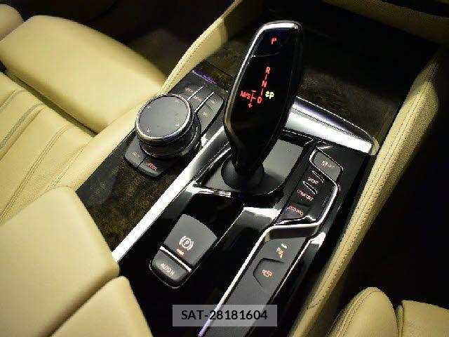 Bmw 5 SERIES 2018-05 8098258-14