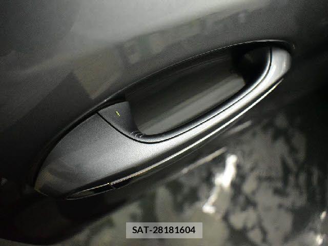 Bmw 5 SERIES 2018-05 8098258-15