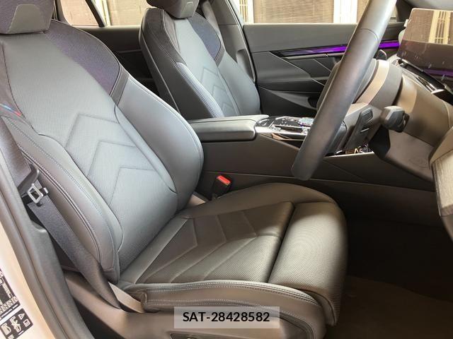 Bmw 5 SERIES 2025-09 8098255-13