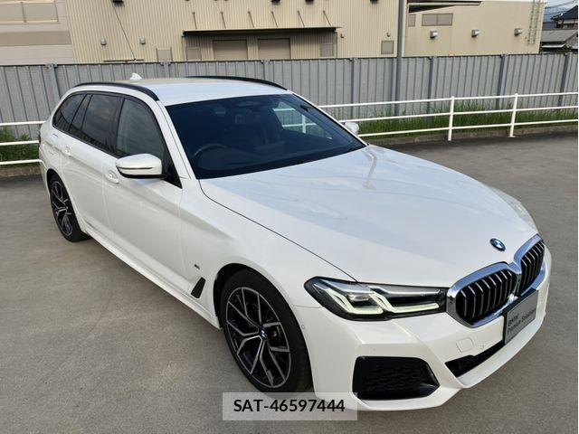 Bmw 5 SERIES 2021-03 8098256-13