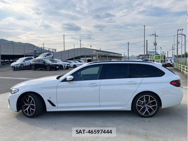 Bmw 5 SERIES 2021-03 8098256-4