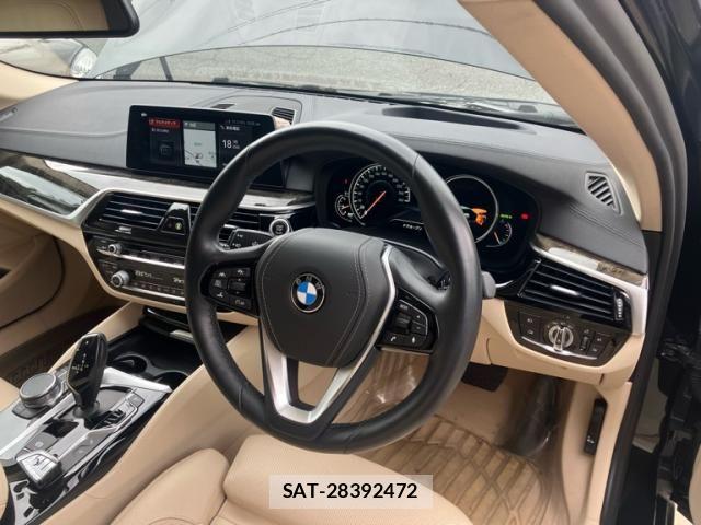 Bmw 5 SERIES 2018-03 8098257-14