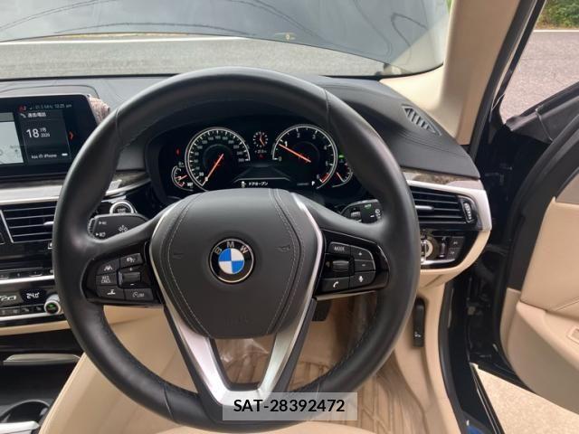 Bmw 5 SERIES 2018-03 8098257-17
