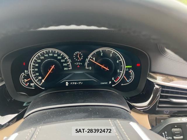 Bmw 5 SERIES 2018-03 8098257-18