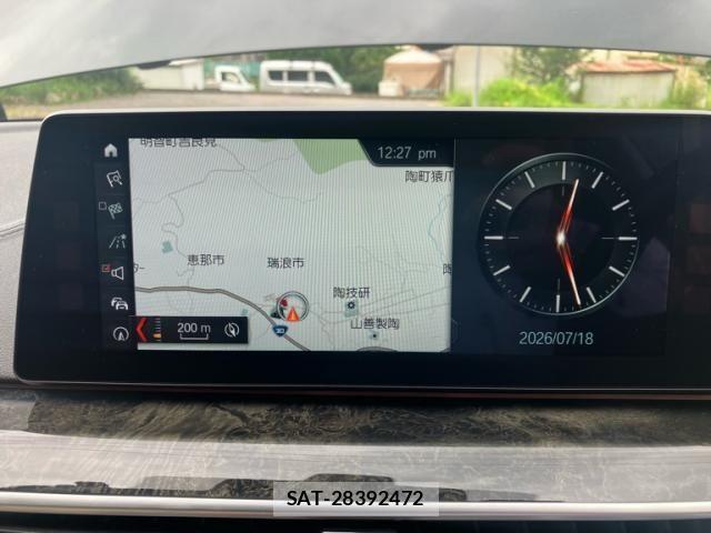 Bmw 5 SERIES 2018-03 8098257-20