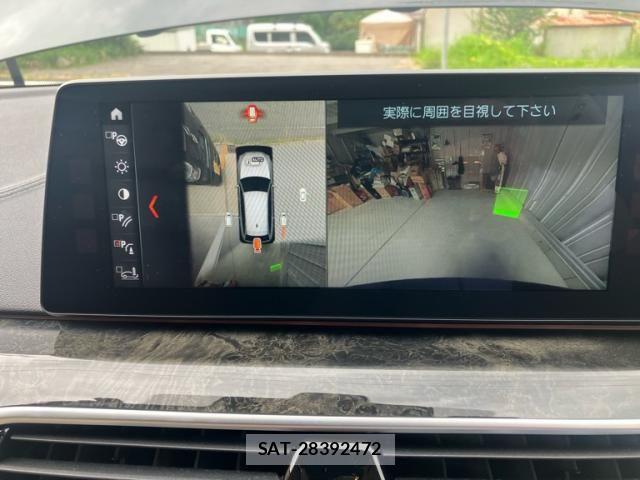 Bmw 5 SERIES 2018-03 8098257-21