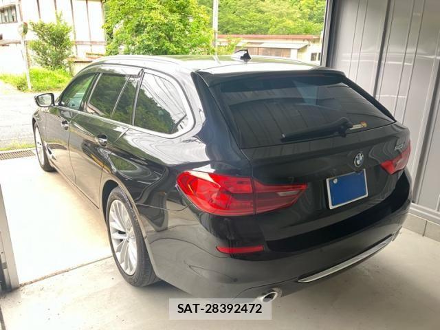 Bmw 5 SERIES 2018-03 8098257-6