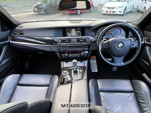 Bmw 5 SERIES 2012-08 8206586-1