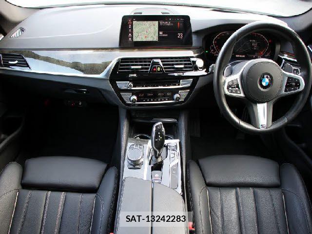Bmw 5 SERIES 2020-07 8206587-1