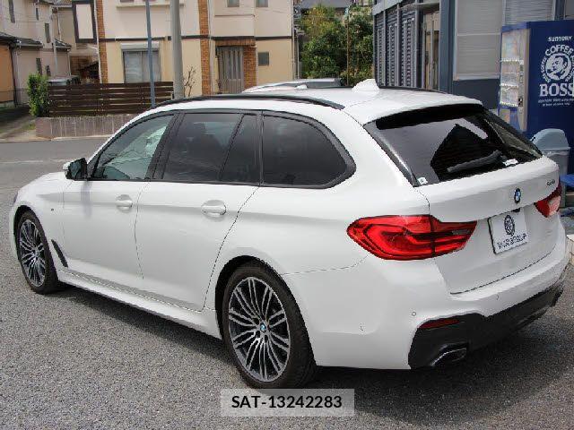 Bmw 5 SERIES 2020-07 8206587-3
