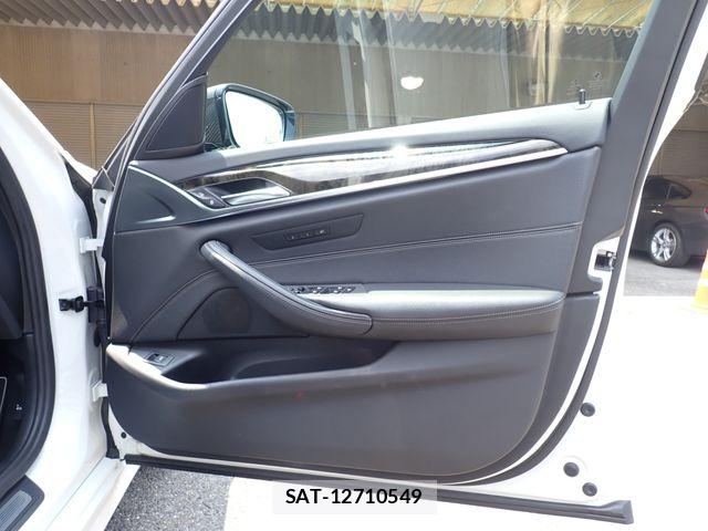 Bmw 5 SERIES 2018-09 8206585-19