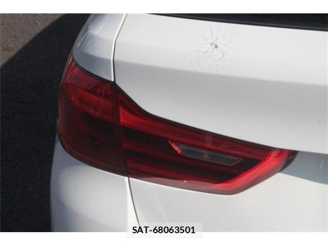 Bmw 5 SERIES 2018-06 8229041-26