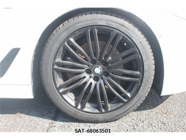 Bmw 5 SERIES 2018-06 8229041-28