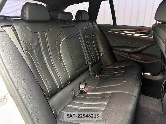 Bmw 5 SERIES 2017-08 8244708-9