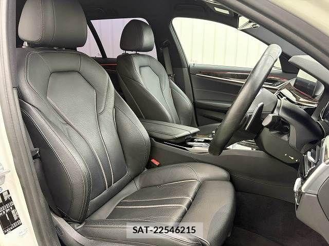 Bmw 5 SERIES 2017-08 8244708-8