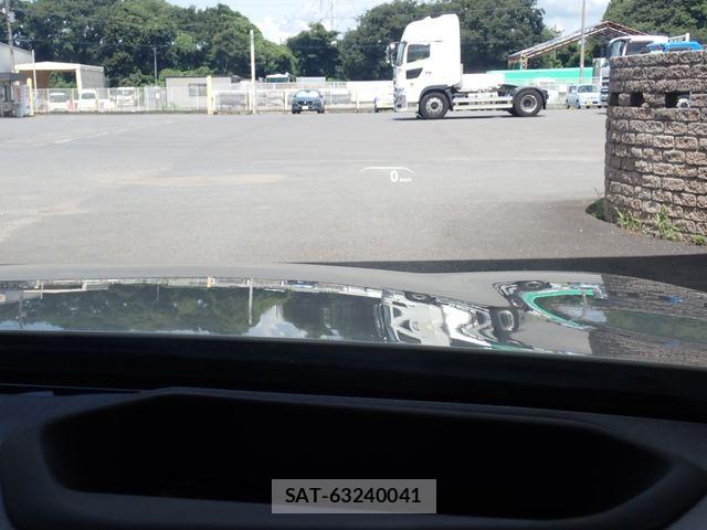 Bmw 5 SERIES 2019-12 8523757-19