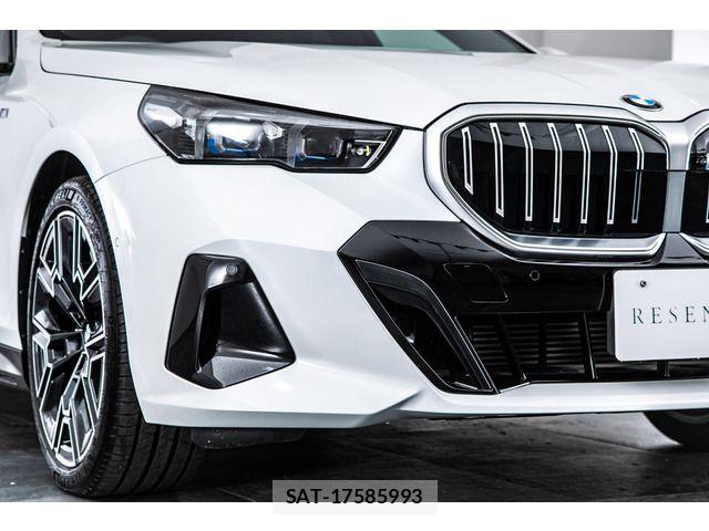 Bmw 5 SERIES 2025-08 8740880-18