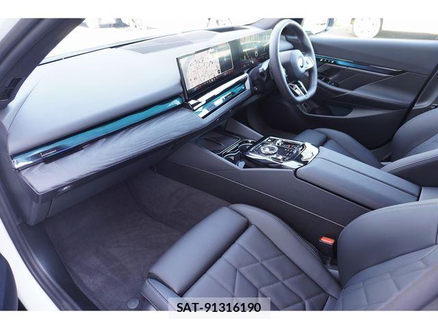 Bmw 5 SERIES 2026-04 8779621-14