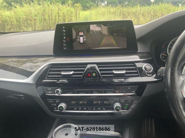 Bmw 5 SERIES 2017-09 8795384-21