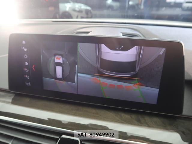 Bmw 5 SERIES 2019-02 8828037-6
