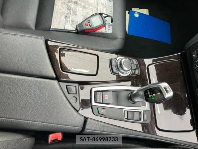 Bmw 5 SERIES 2012-06 8878869-22