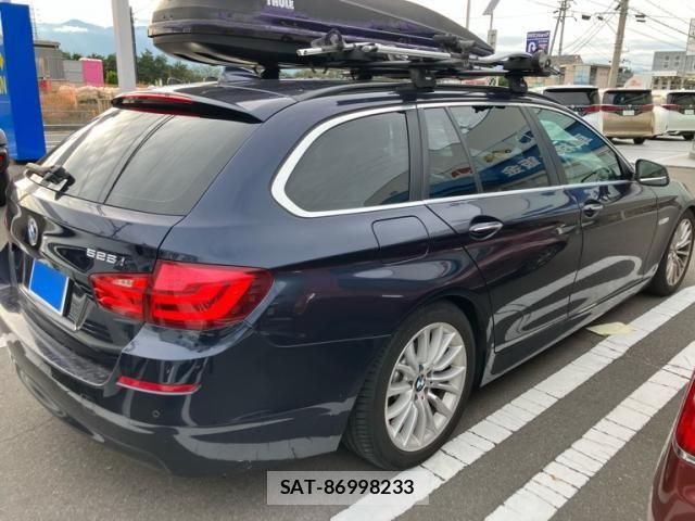 Bmw 5 SERIES 2012-06 8878869-4