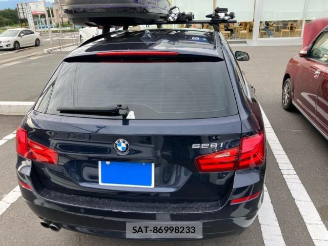 Bmw 5 SERIES 2012-06 8878869-5