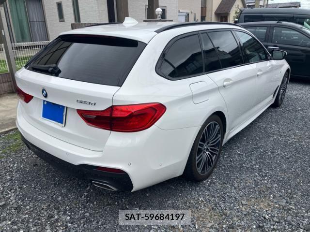 Bmw 5 SERIES 2020-04 8878866-3