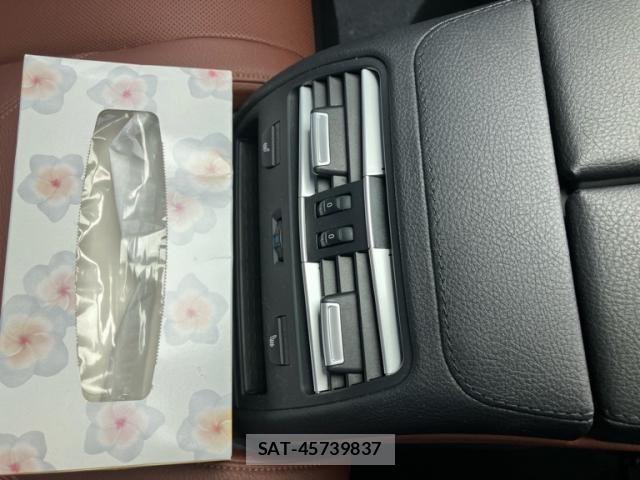 Bmw 6 SERIES 2012-10 8034594-23