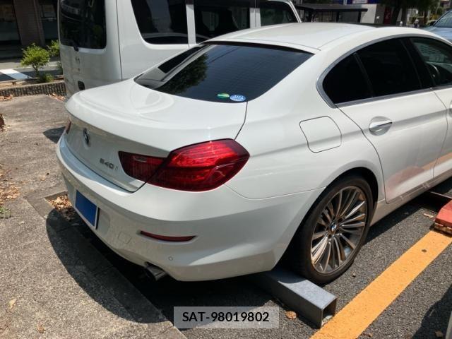 Bmw 6 SERIES 2013-05 8158049-3