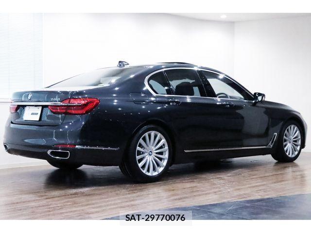 Bmw 7 SERIES 2015-12 1300882-6