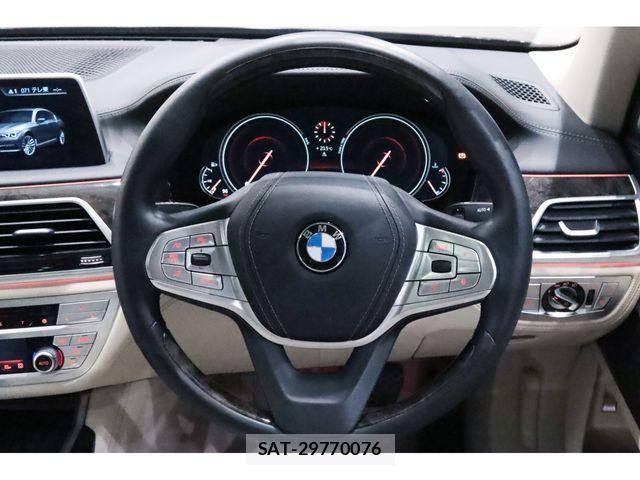 Bmw 7 SERIES 2015-12 1300882-8