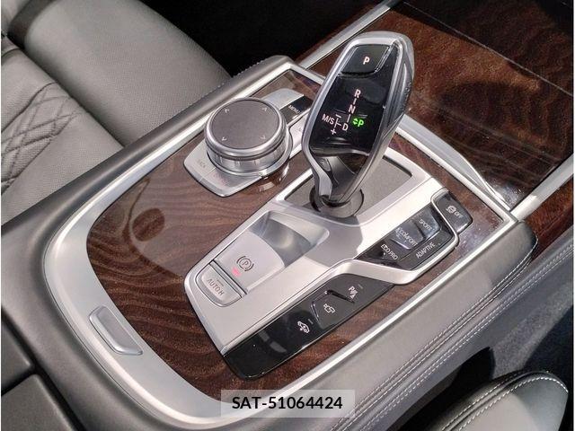 Bmw 7 SERIES 2020-10 1658209-21