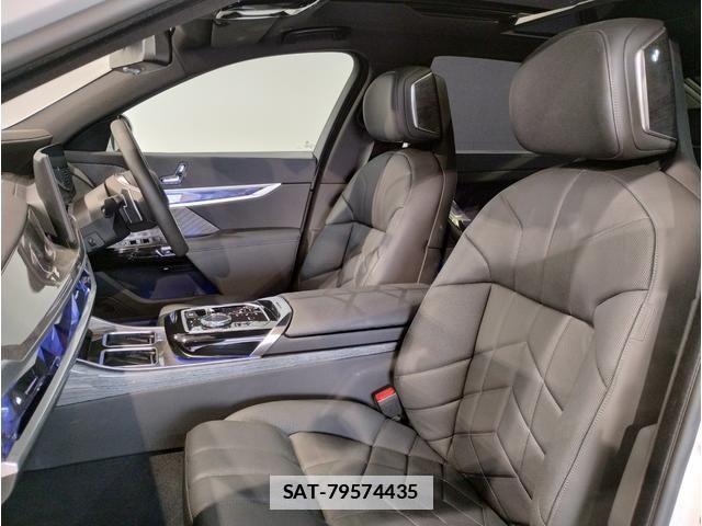 Bmw 7 SERIES 2023-04 1845843-10