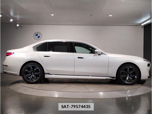 Bmw 7 SERIES 2023-04 1845843-7