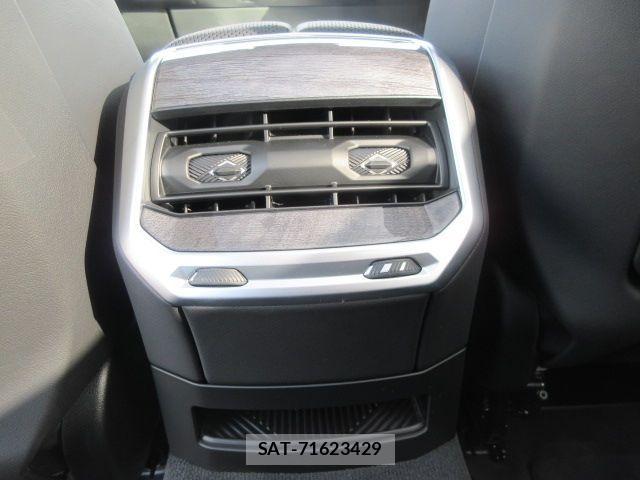 Bmw 7 SERIES 2025-06 2660797-10