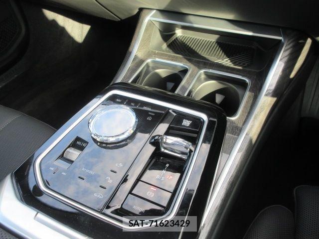 Bmw 7 SERIES 2025-06 2660797-18