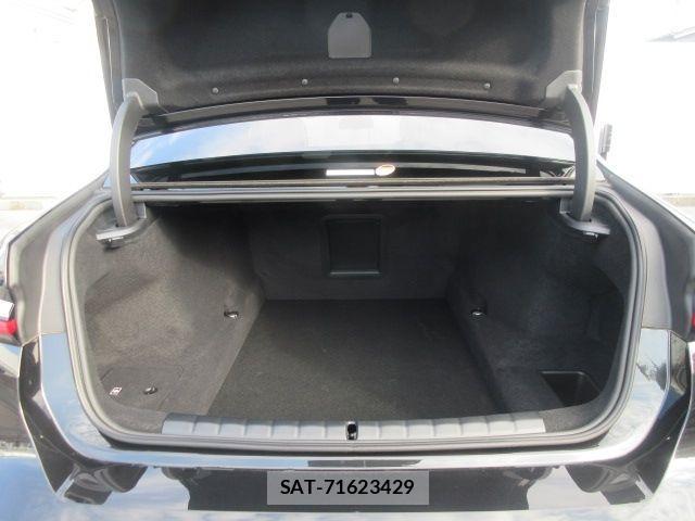 Bmw 7 SERIES 2025-06 2660797-6