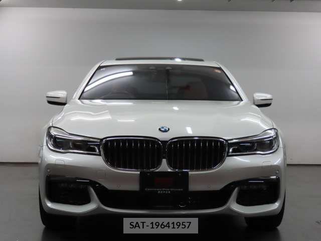 Bmw 7 SERIES 2018-05 4174756-1