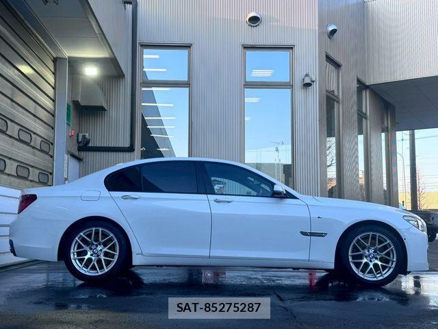 Bmw 7 SERIES 2013-03 4320835-3