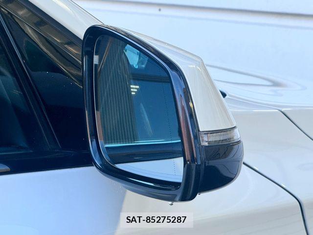 Bmw 7 SERIES 2013-03 4320835-6