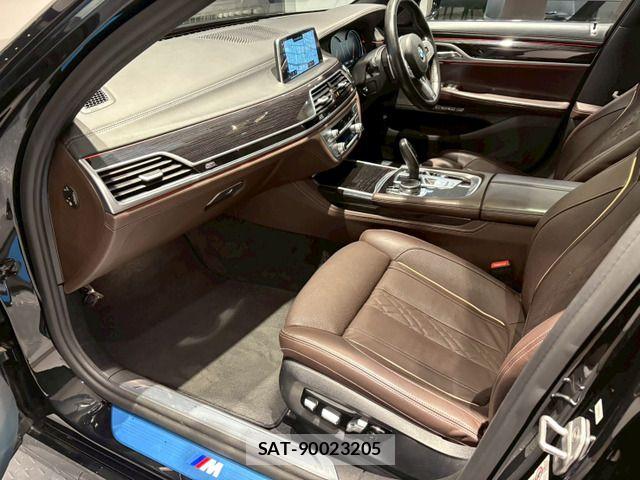 Bmw 7 SERIES 2017-12 7215343-17
